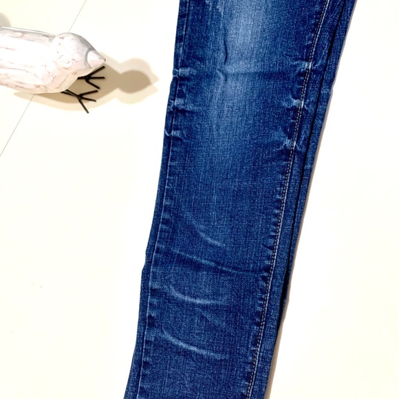 🕶 International Jeans 🕶 - Picture 2 of 6